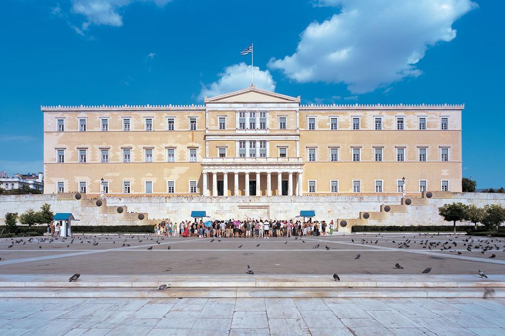 Syntagma Square Apartments By Livin Urbban Aten Exteriör bild